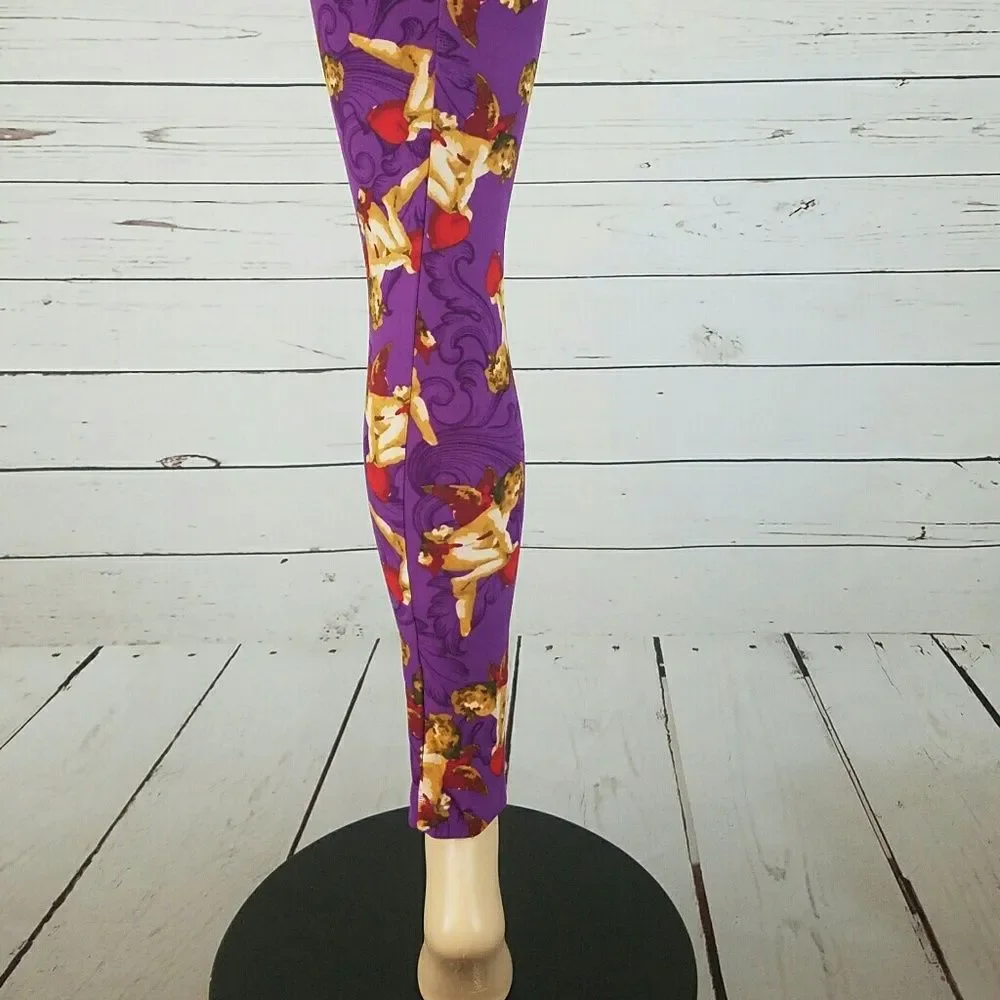 Lularoe Cupid Hearts Leggings Tall & Curvy - Picture 2 of 4